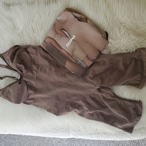 Skims sculpting bodysuit mid thigh w/open gusset 4x/5x Oxide